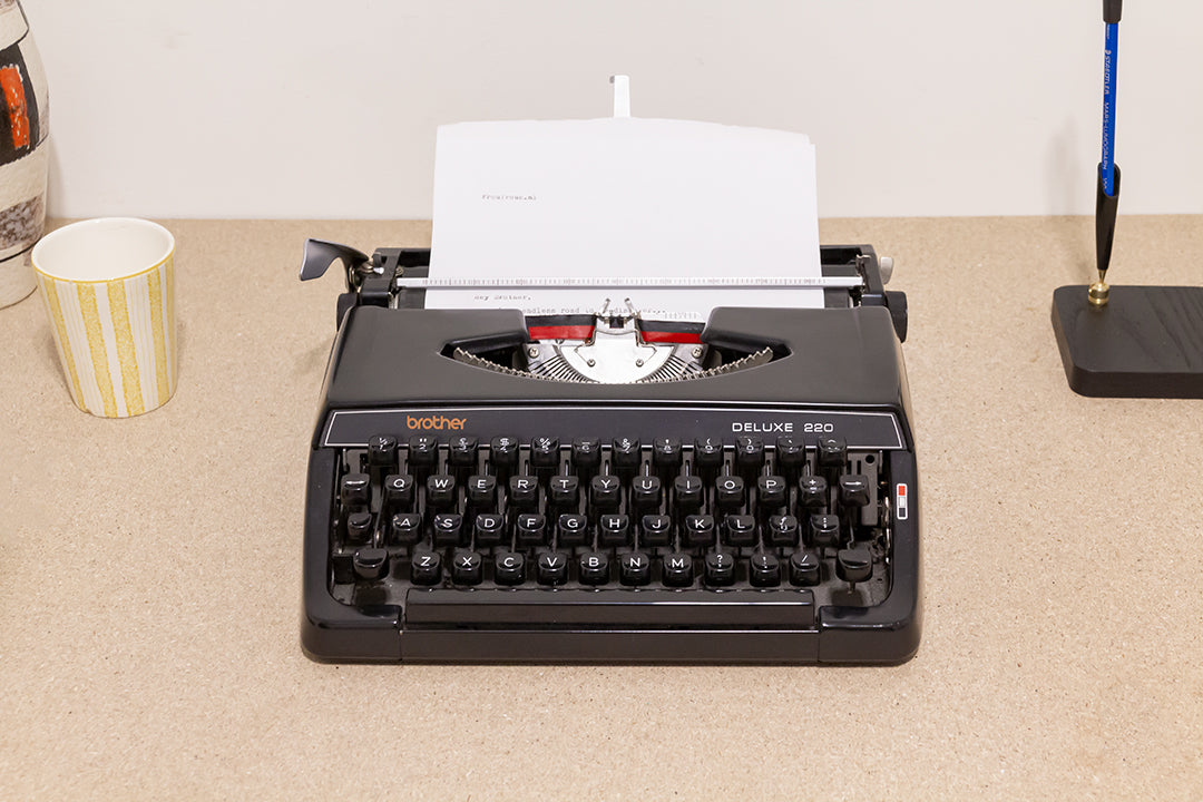 Brother Deluxe 220 typemachine zwart