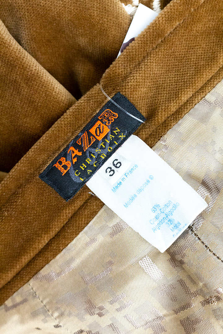 Christian Lacroix bruine velvet broek met borduursels op de achterzijde