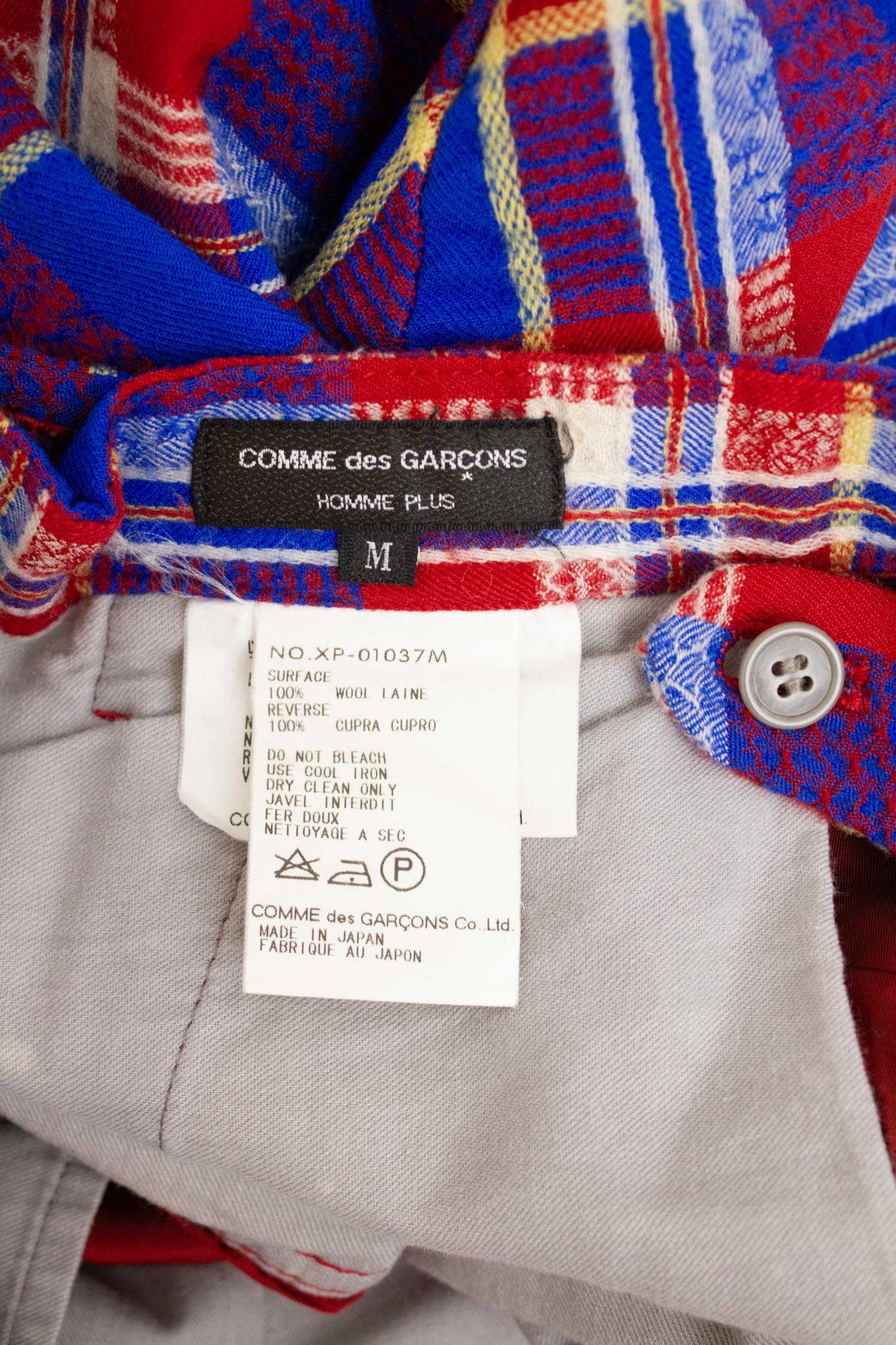 Comme des Garçons Homme Plus AD2000 geblokte broek wol met 3D structuren