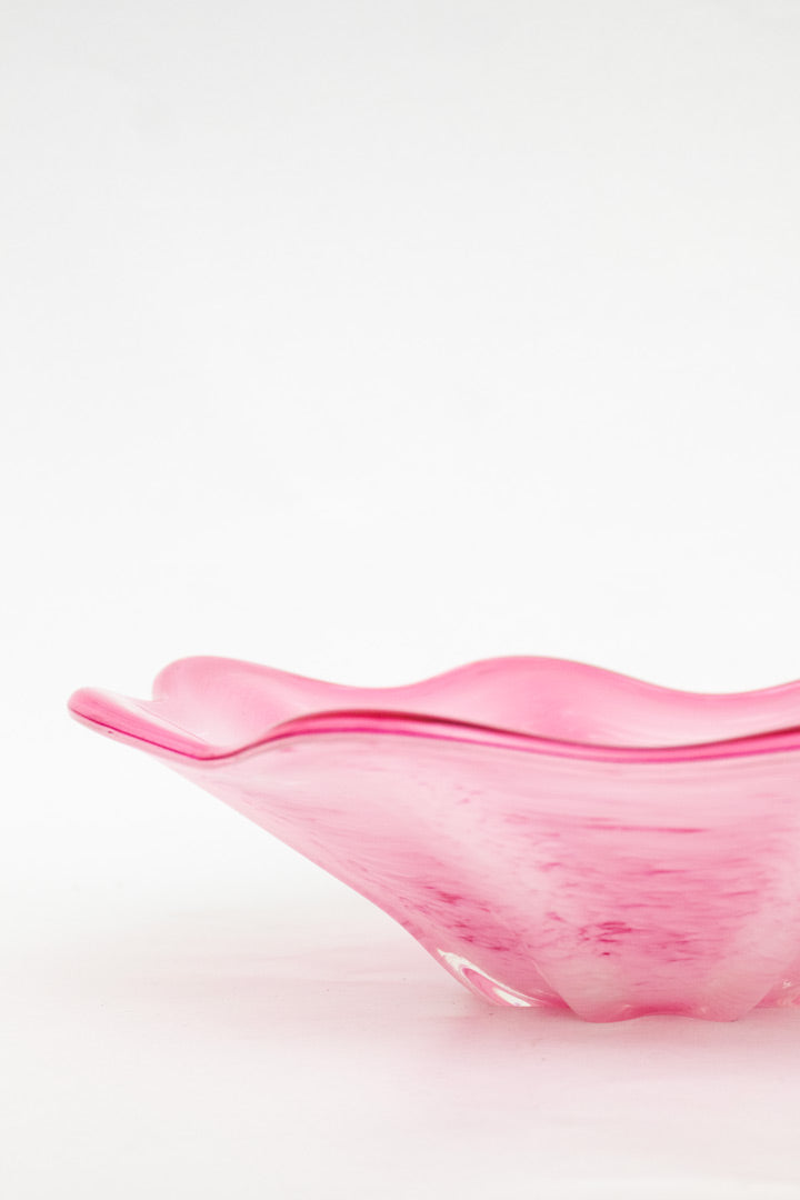 Roze golvende vintage schaal Art Glass