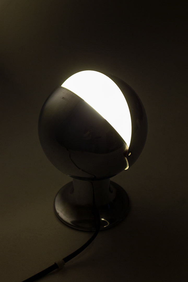 Vintage Egon Hillebrand Eclips lamp van verchroomd metaal