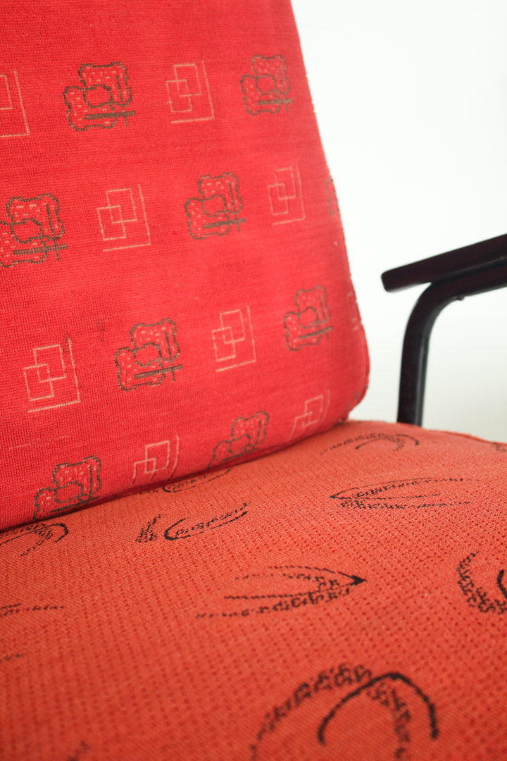Zwart buisframe vintage fauteuil