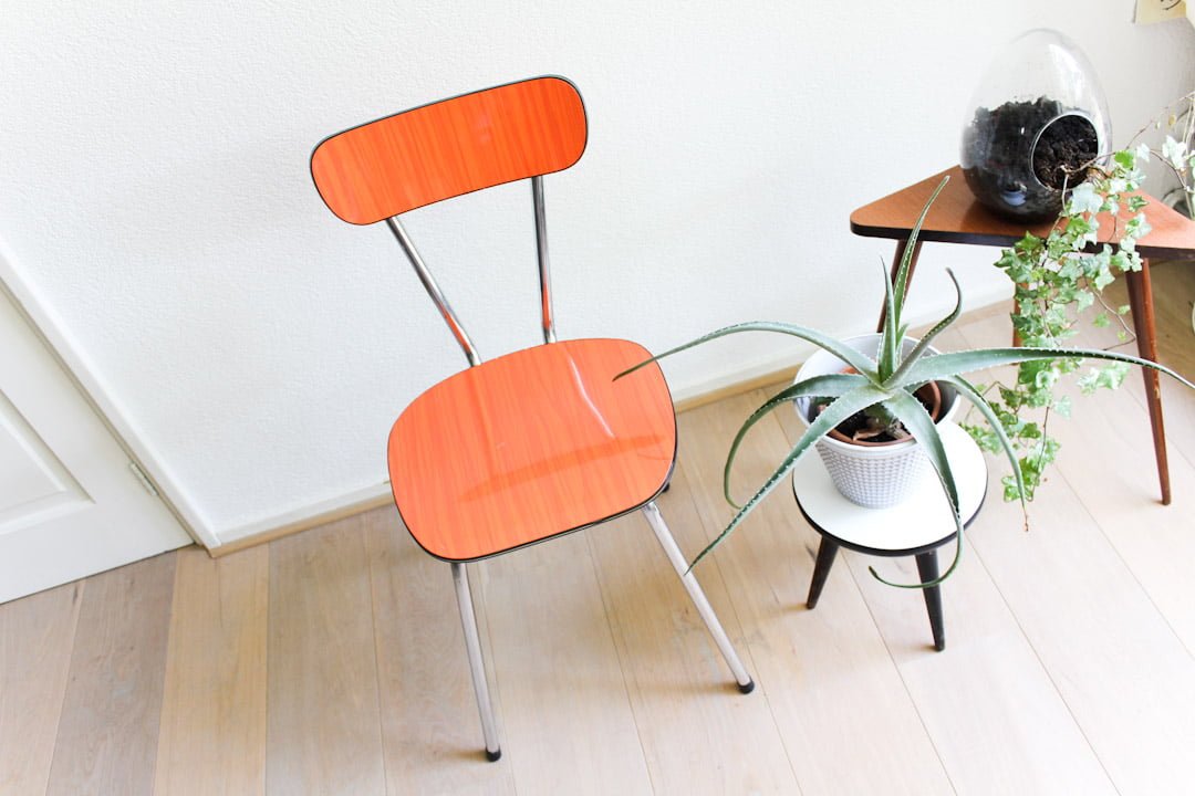 Oranje formica stoeltje vintage
