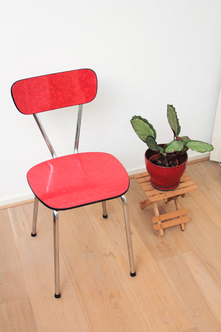 Rood vintage stoeltje formica