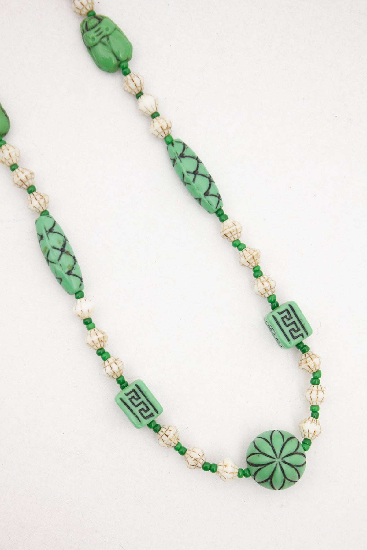 Jaren 20/30 Tsjechische Neiger Brothers ketting met uranium glazen kralen