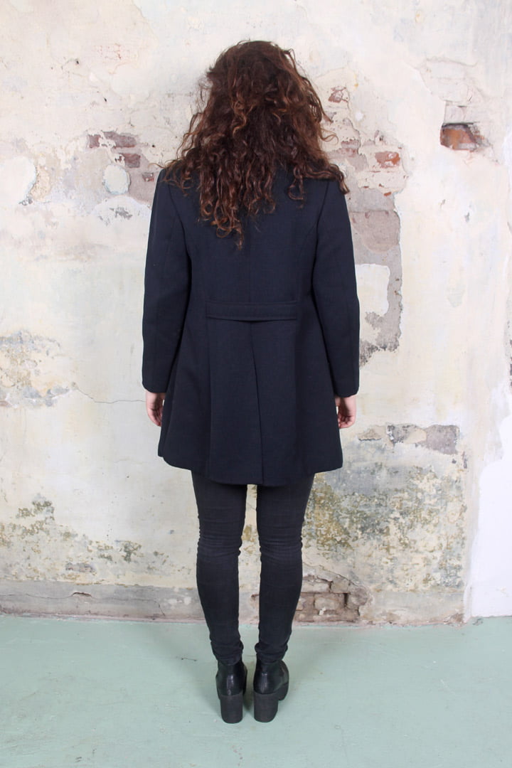 Zwarte wollen trenchcoat