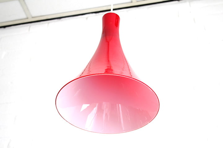 Vintage rode trompet lamp Opaalglas