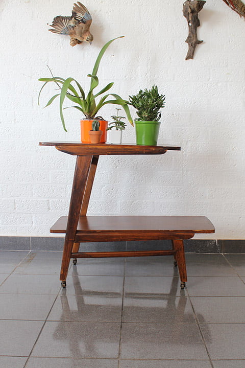 Jaren 50 serveertafel / teak houten vintage bijzettafel