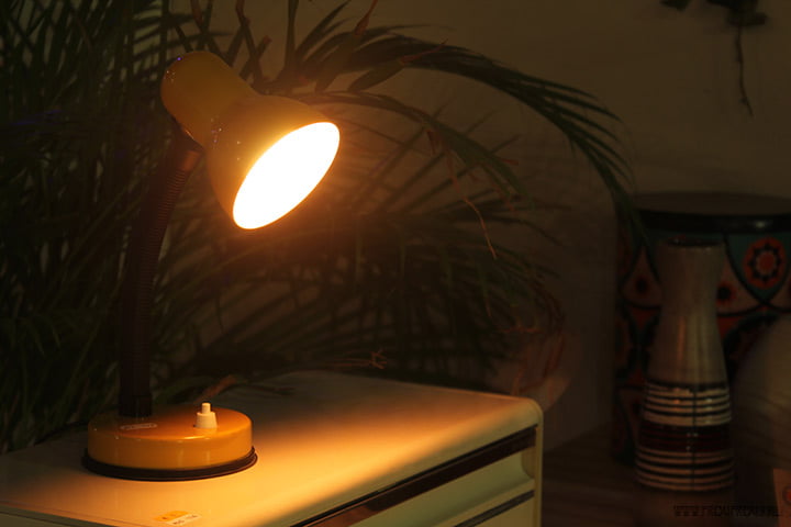 Vintage geel bureaulampje