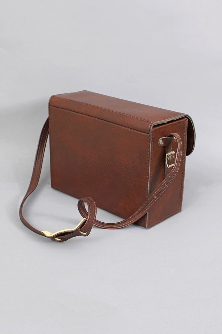 Bruine seventies cameratas