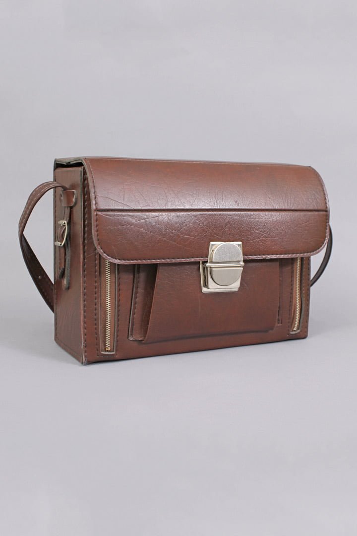 Bruine seventies cameratas