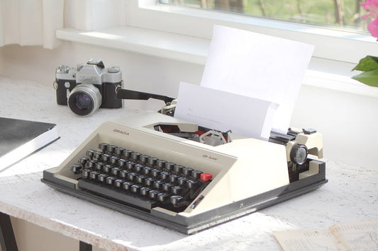 Gracia De Luxe vintage typemachine