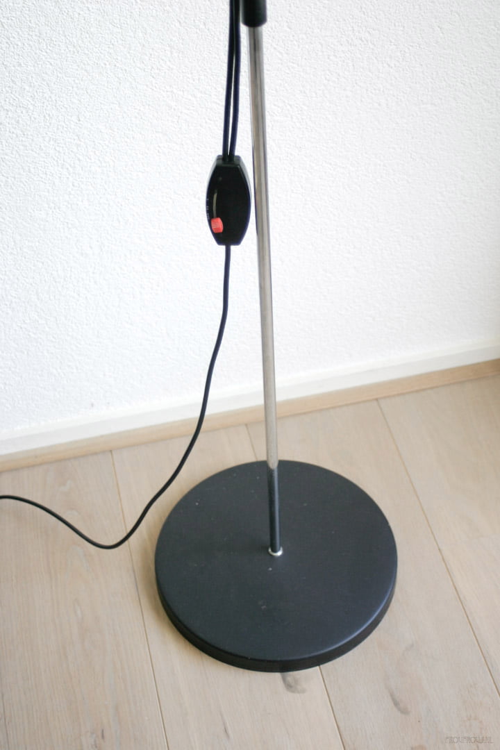 Beige vintage spot vloerlamp