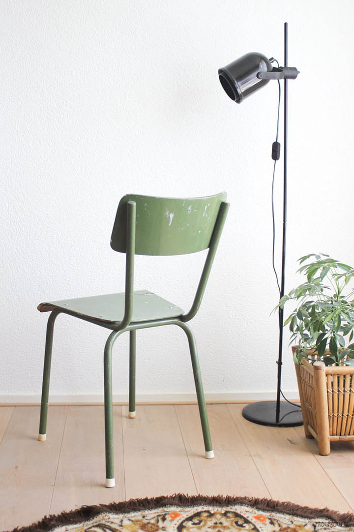 Vintage legergroene stoel