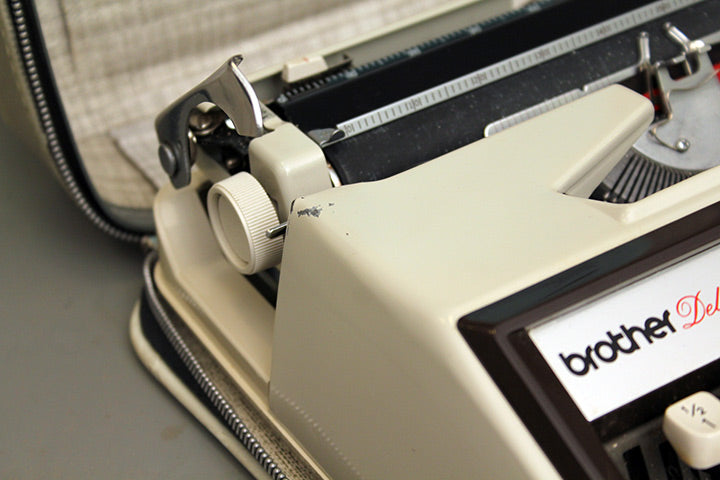 Brother Deluxe 1350
