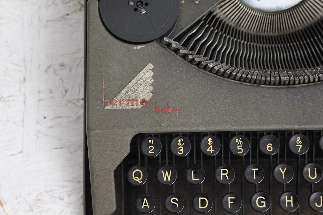 Vintage Hermes Baby typemachine