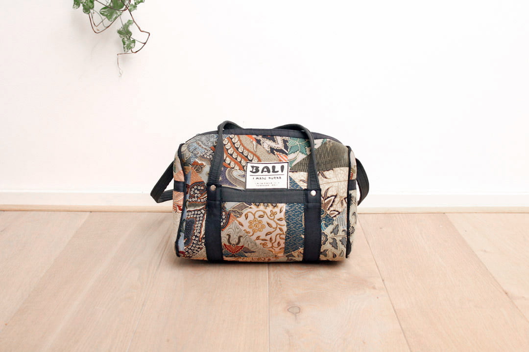 Batik schoudertas handtas