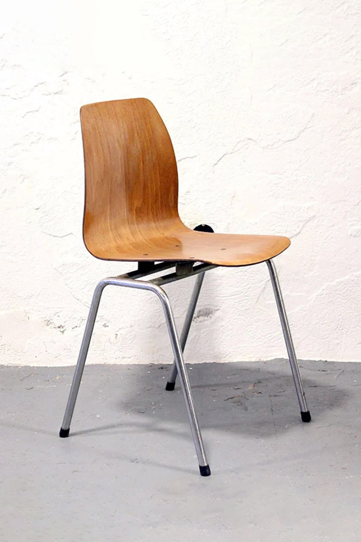 Set van 5 plywood schoolstoelen