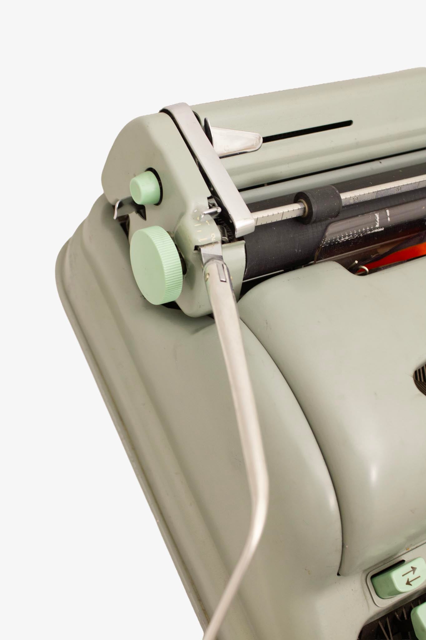 Mintgroene typemachine Hermes Media 3