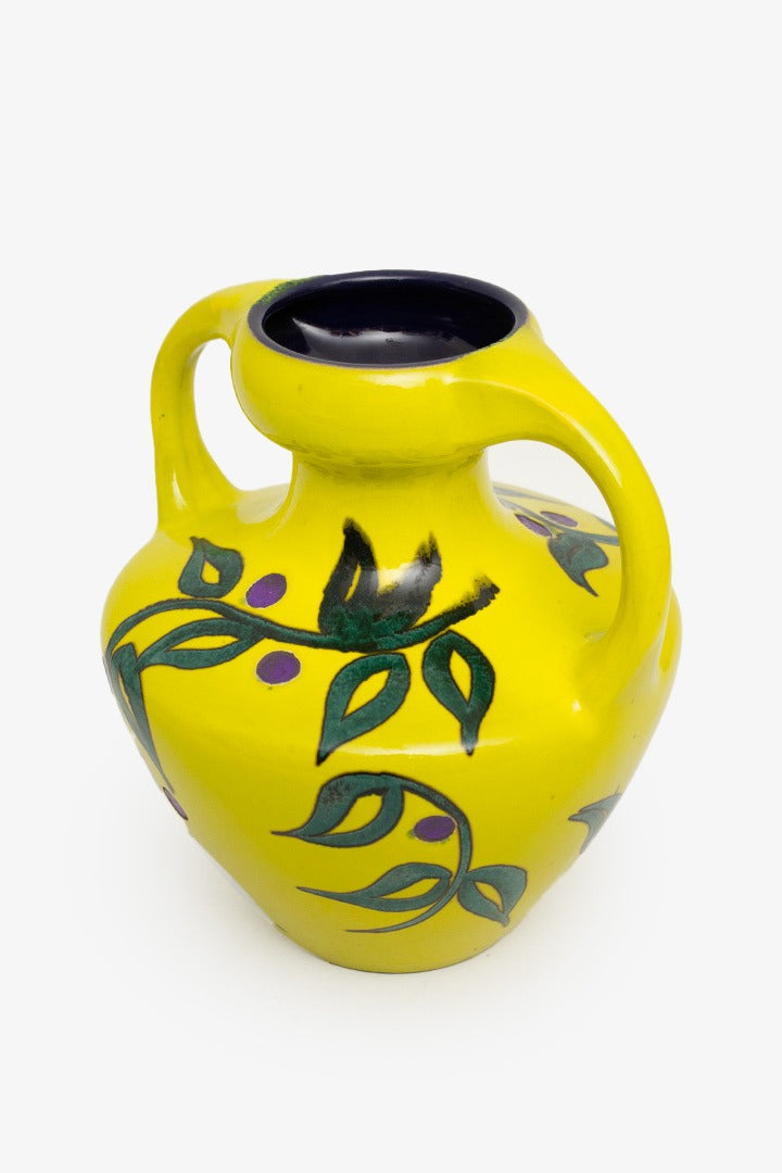 Gele Marei 9302 keramieken amphora vaas 60s/ 70s met decor van planten