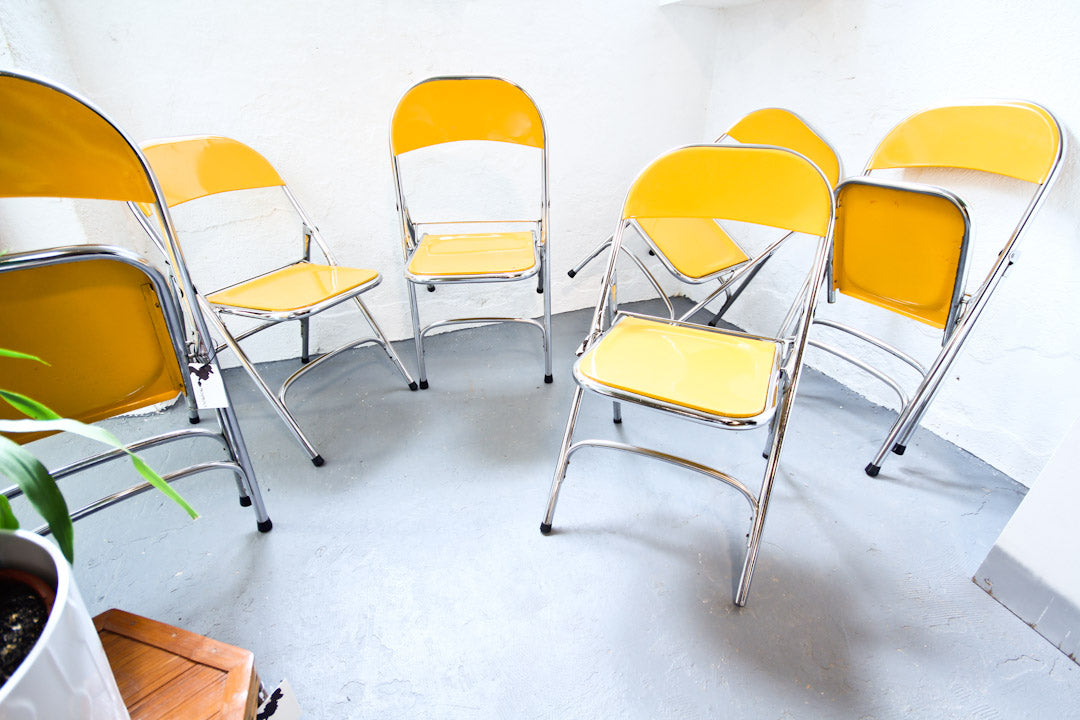 60s Gele metalen vintage opklapstoelen Samsonite