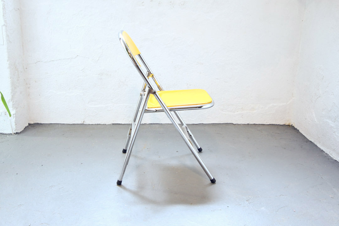60s Gele metalen vintage opklapstoelen Samsonite