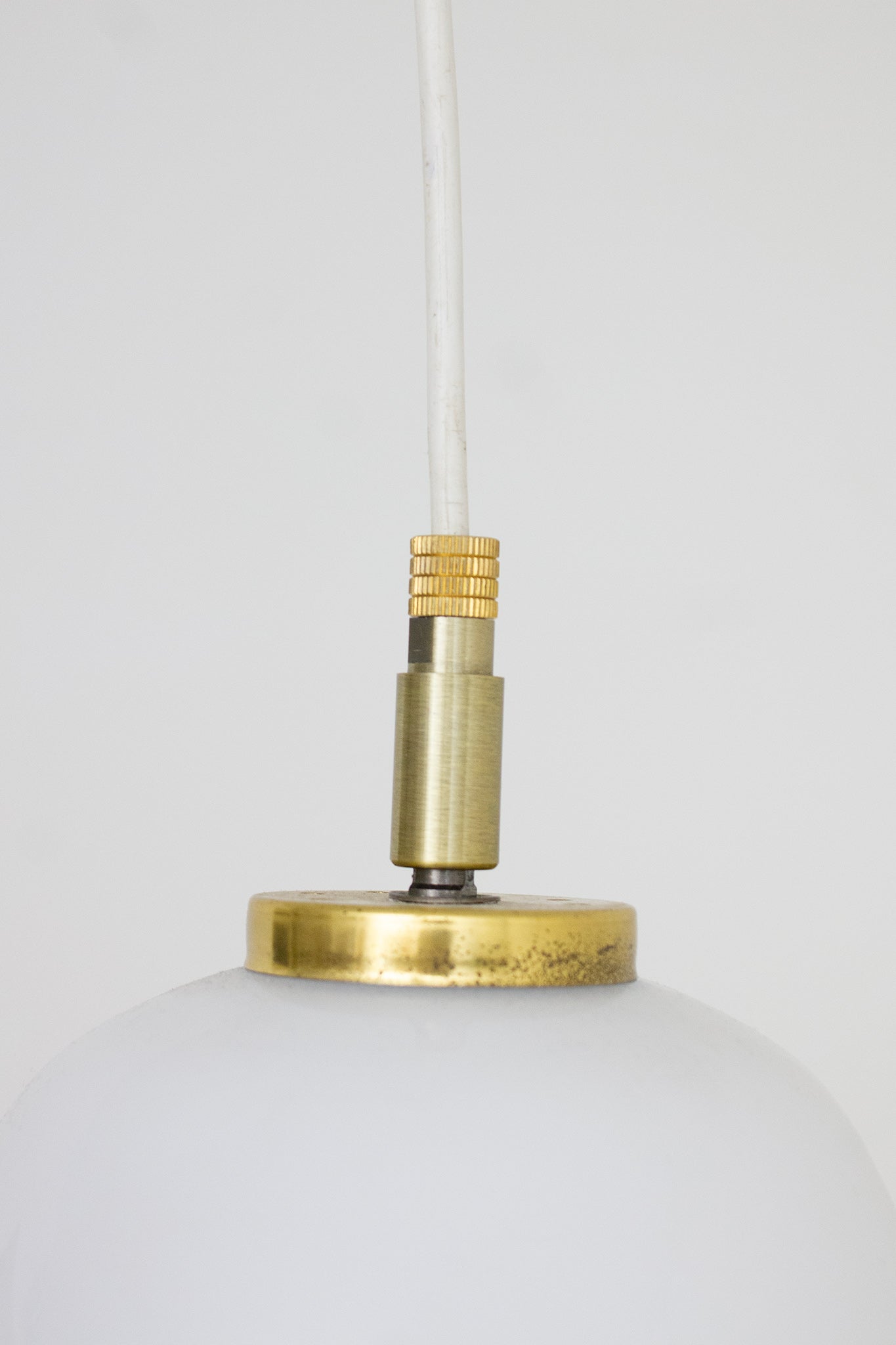 Vintage Italiaanse jaren 50 art deco opaline hanglamp