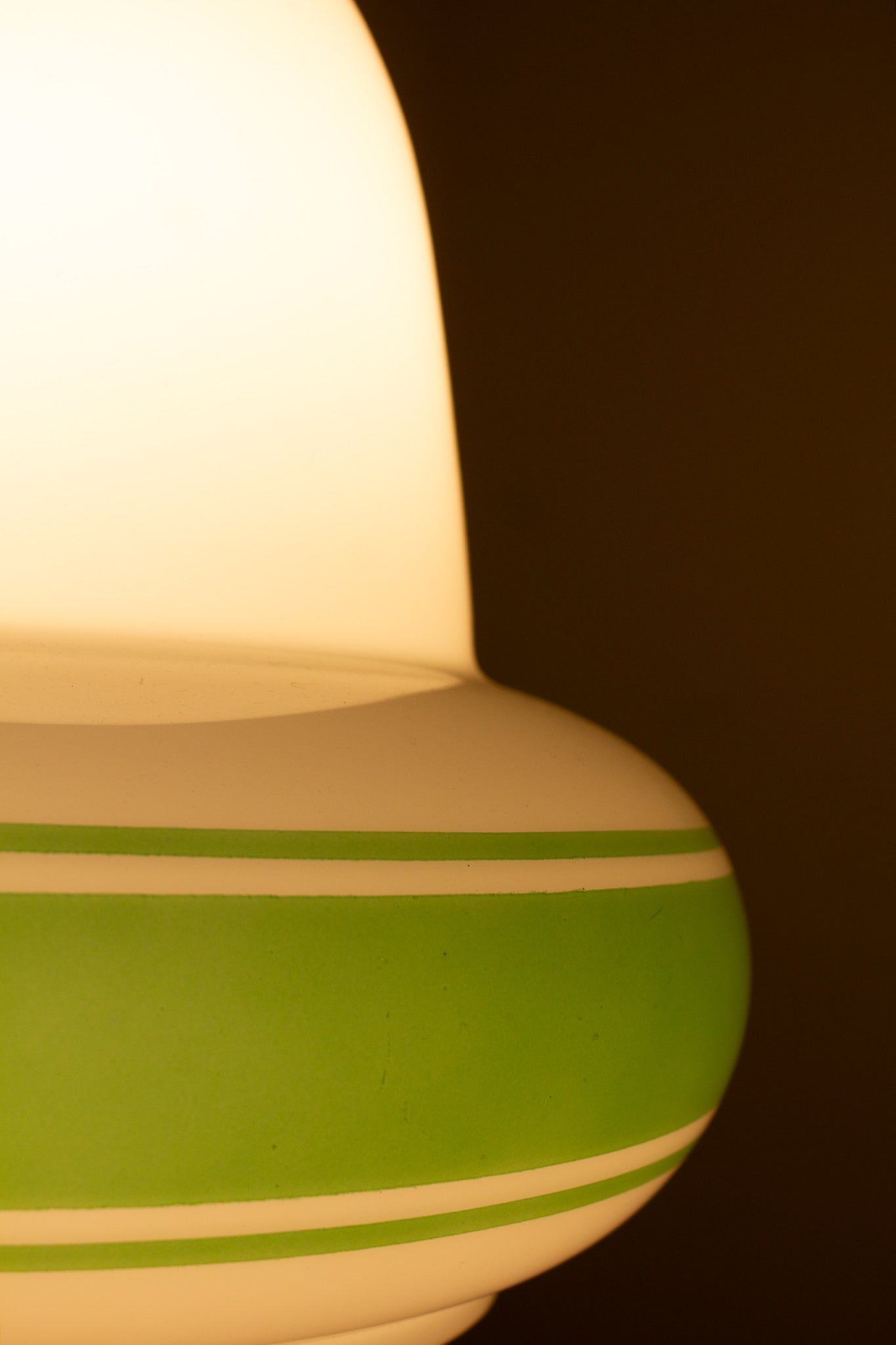 Vintage Italiaanse jaren 50 art deco opaline hanglamp