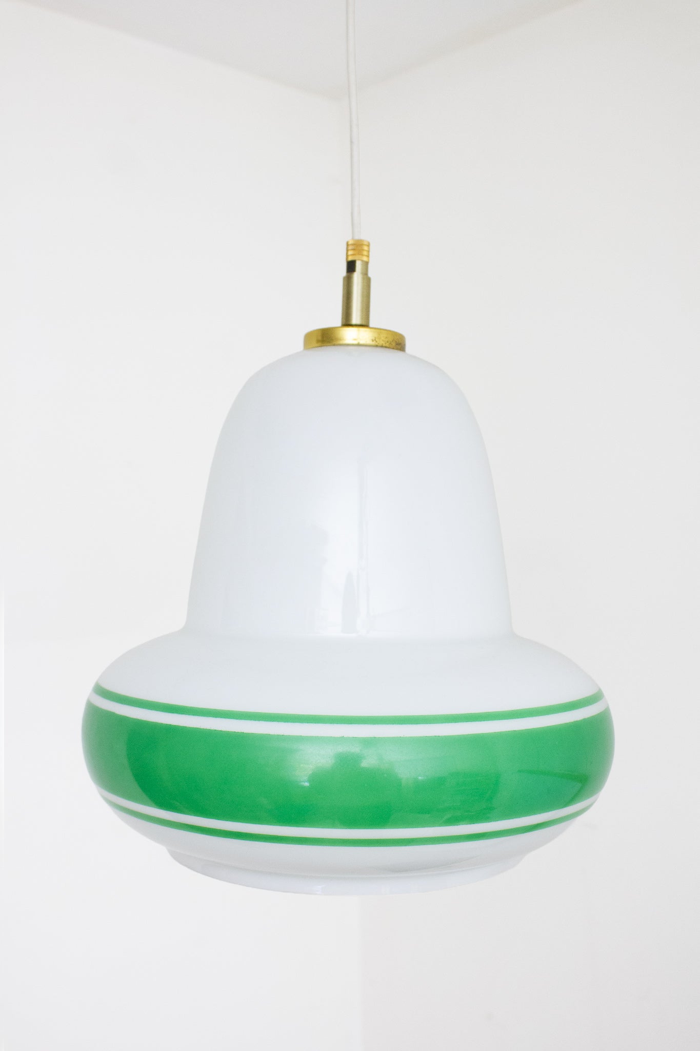 Vintage Italiaanse jaren 50 art deco opaline hanglamp