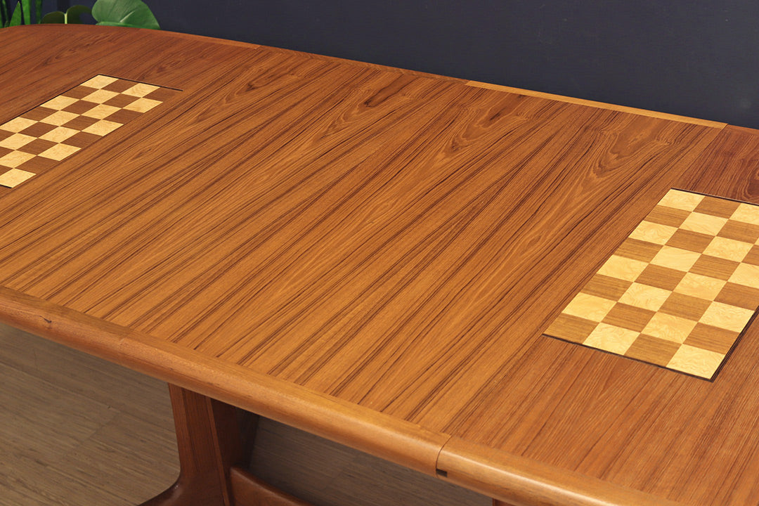 60s vintage Dyrlund eettafel met schaakbord