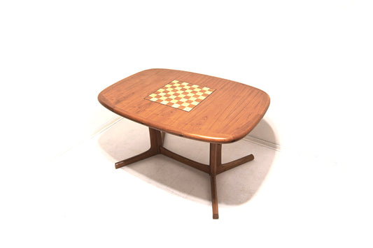 60s vintage Dyrlund eettafel met schaakbord