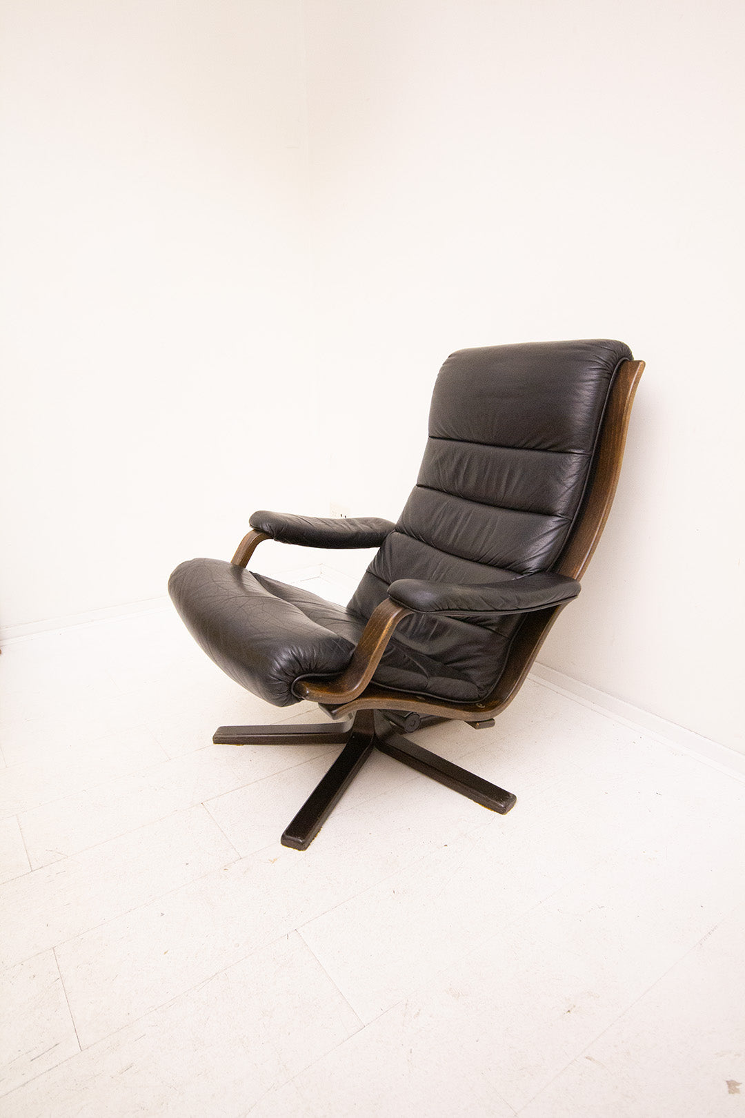 70s Zweedse G-Mobel draaifauteuil