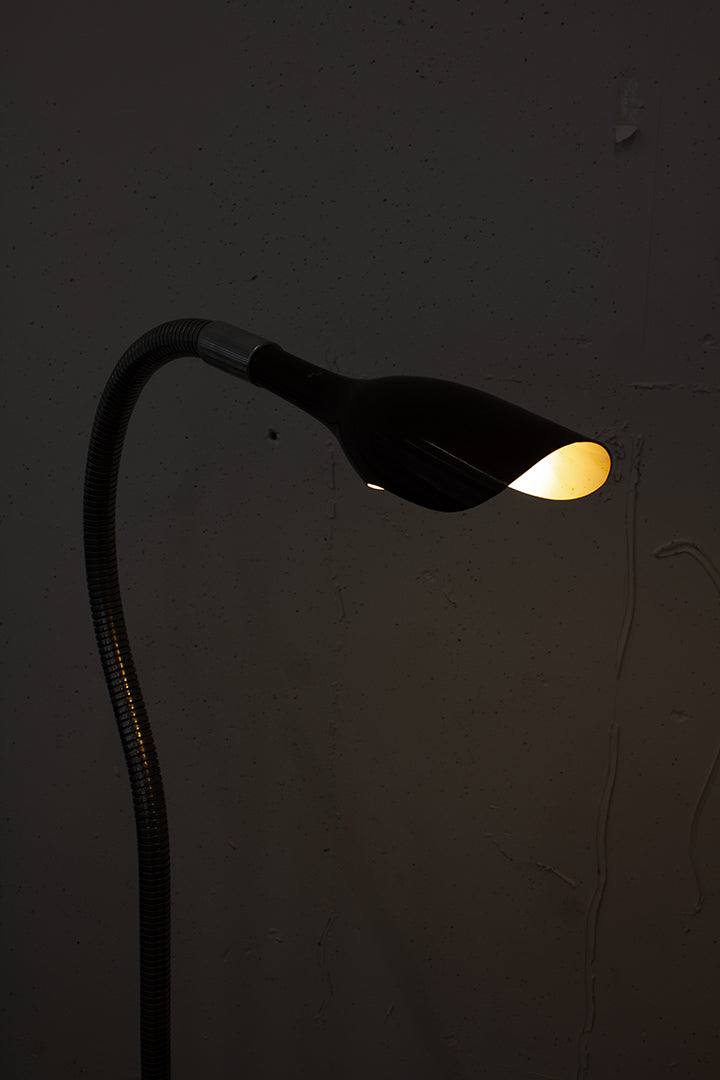 70s staande lamp met buigbare arm en bruine spot