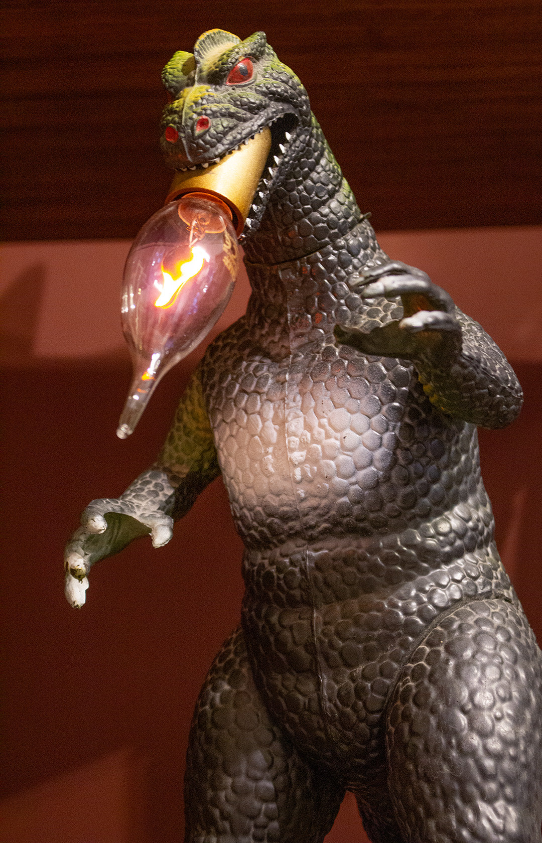 80s Dor Mei Godzilla lamp