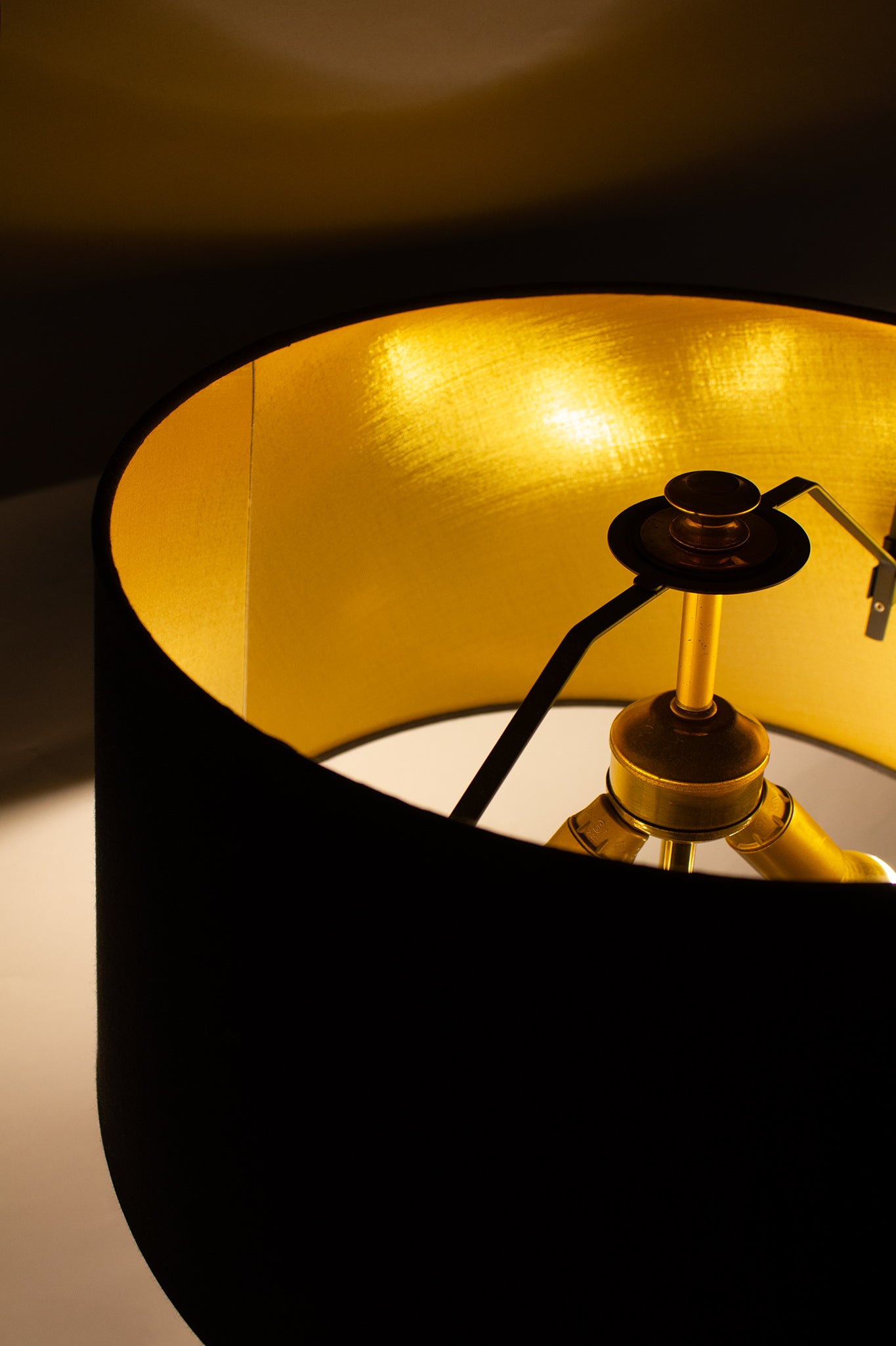 80’s messing neo-klassieke tafellamp Maison Charles