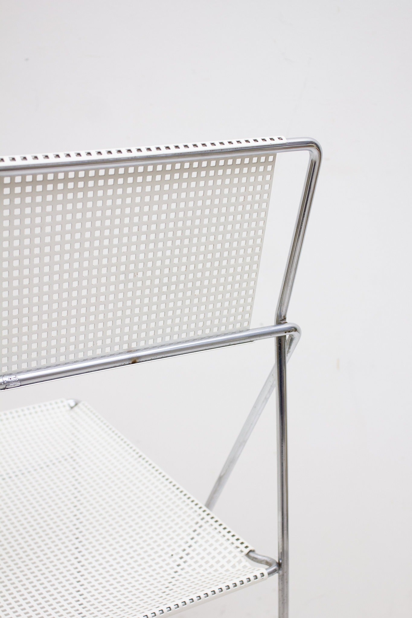 80’s stoel ‘Nuova X-Line Omli’ Niels Jørgen Haugesen x Hybodan