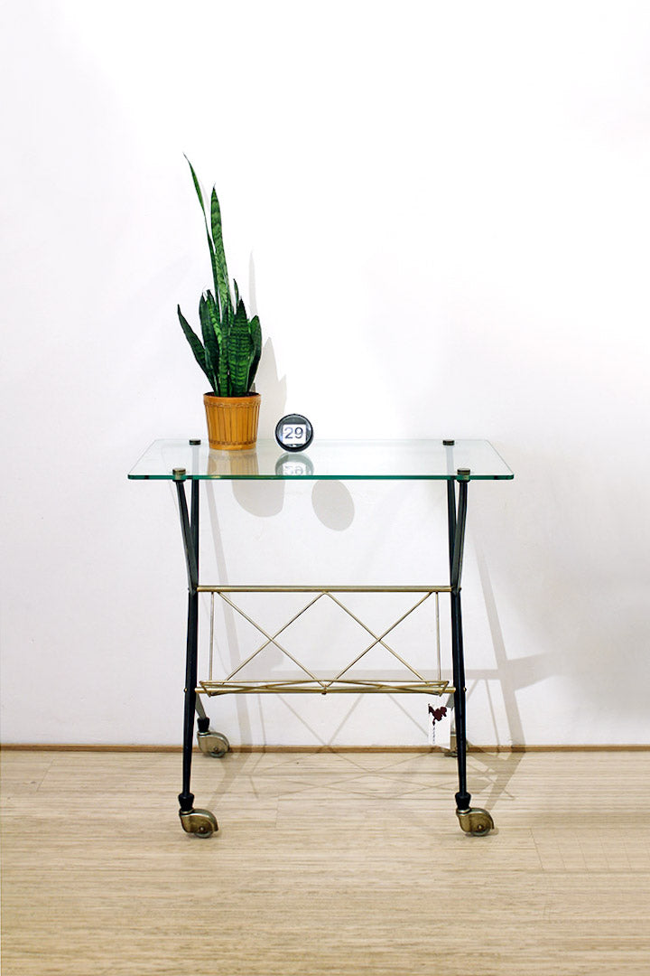 Angelo Ostuni x Frangi Milano bijzettafel