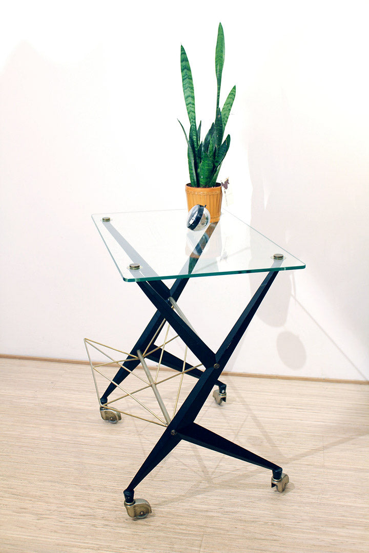 Angelo Ostuni x Frangi Milano bijzettafel