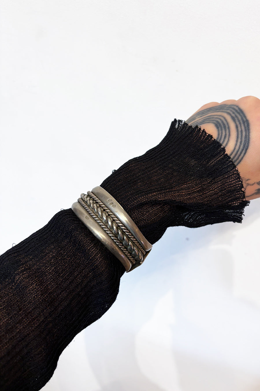 Antieke zilveren Bedoeïenen armband 'asawir'