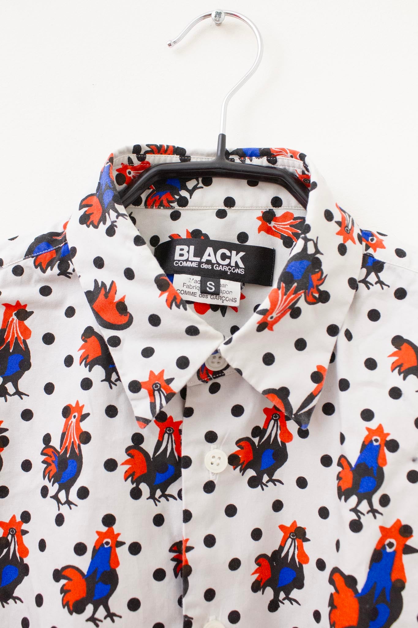 Comme des Garçons Black AD2013 katoenen hanen blouse met inside out mouwen