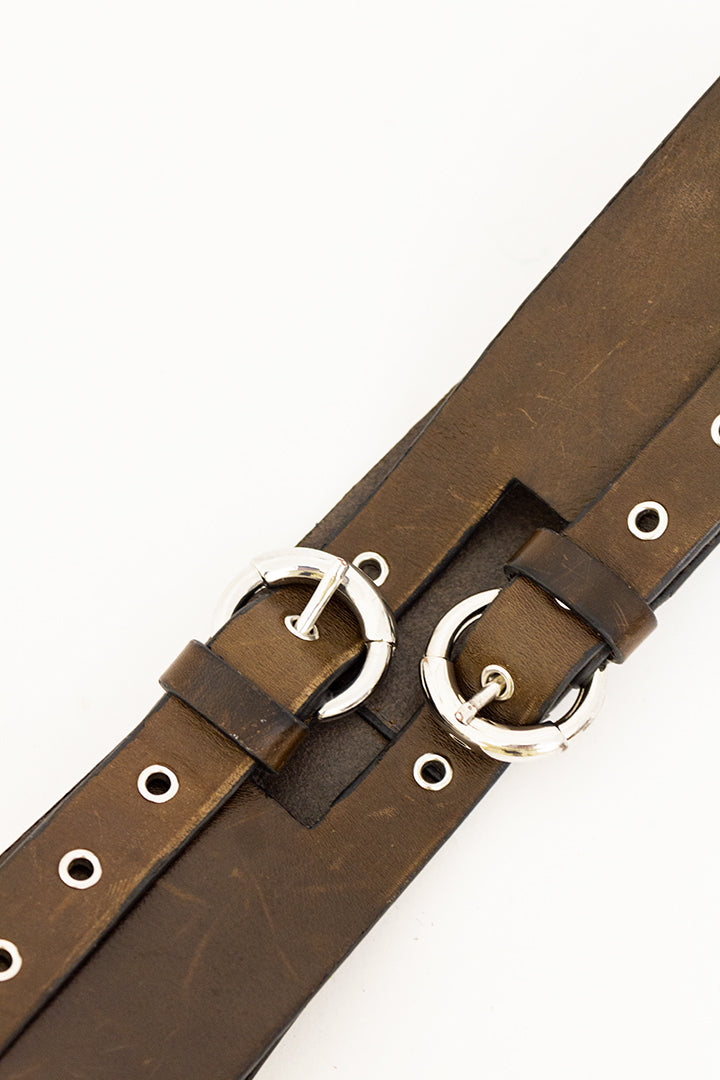 Brede bruine leren riem met dubbele gesp