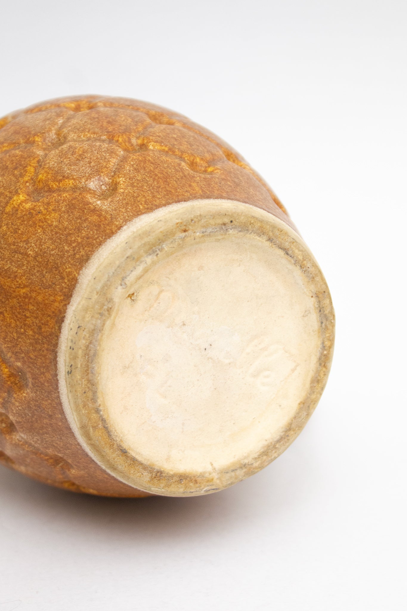 Vintage bruine keramieken ‘uil’ karaf Mireille 