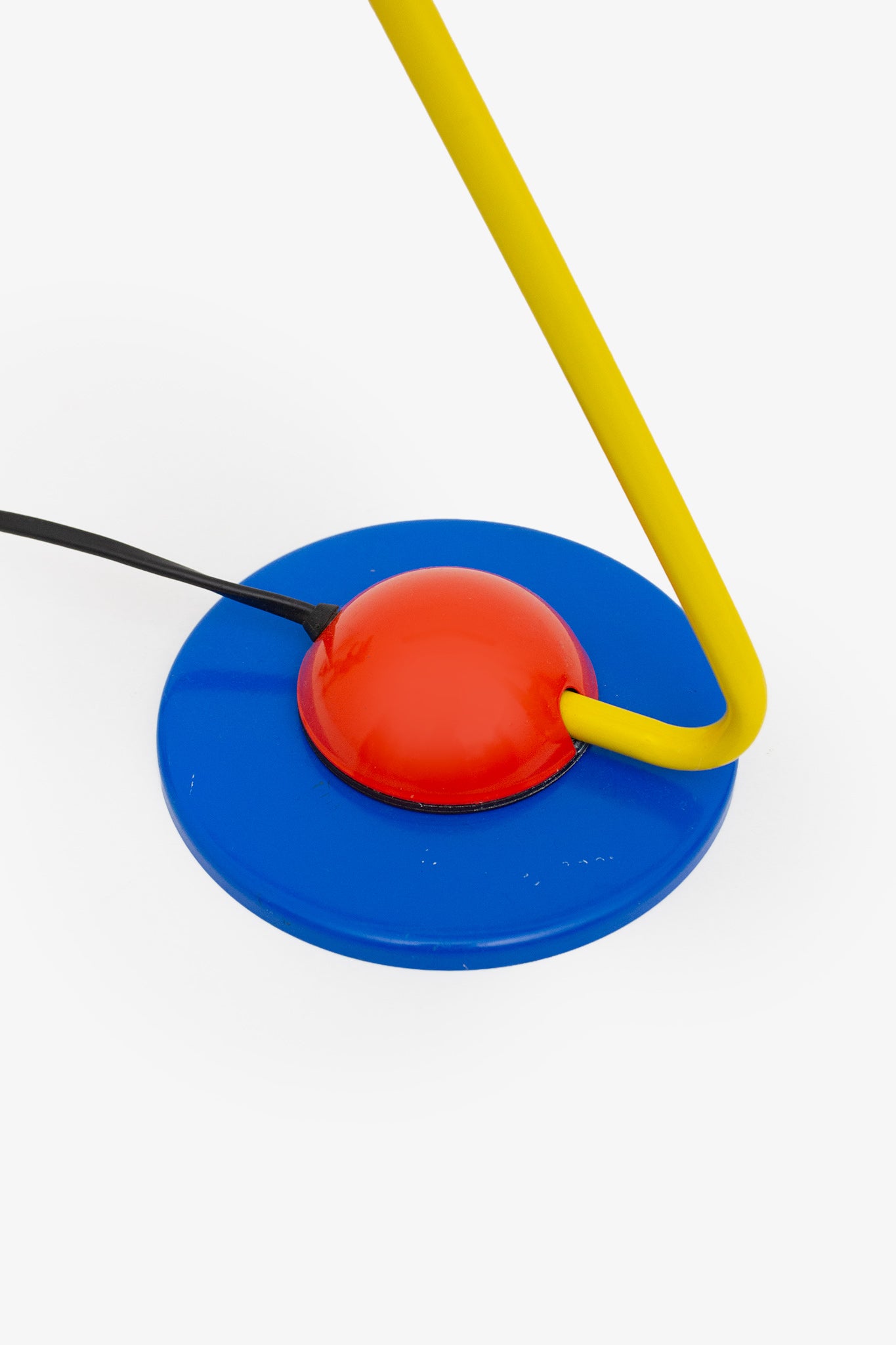 Jaren 80 Hema Memphis stijl bureaulamp met petje