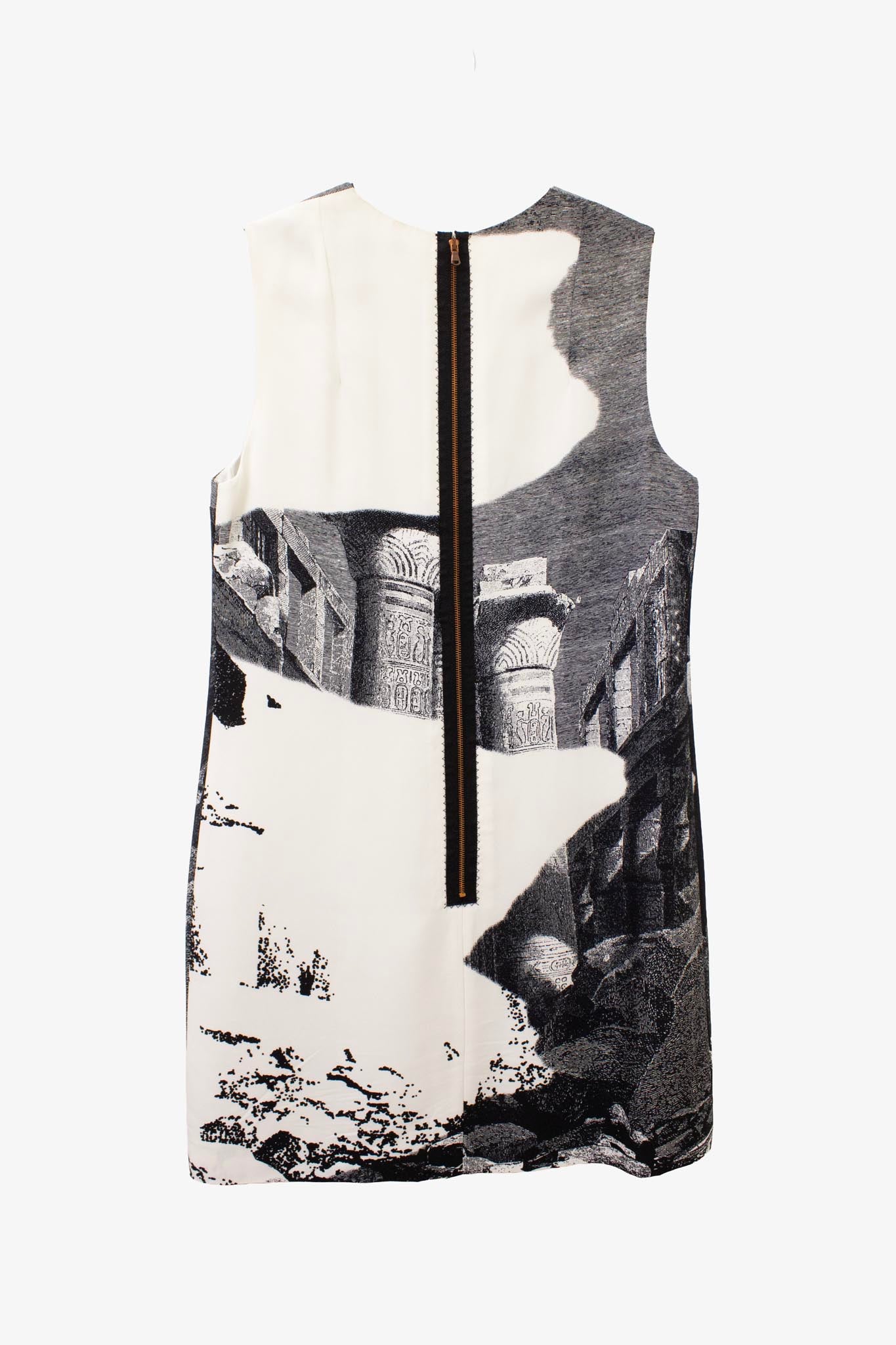 Carven cruise 2011 jurk met Egyptische print