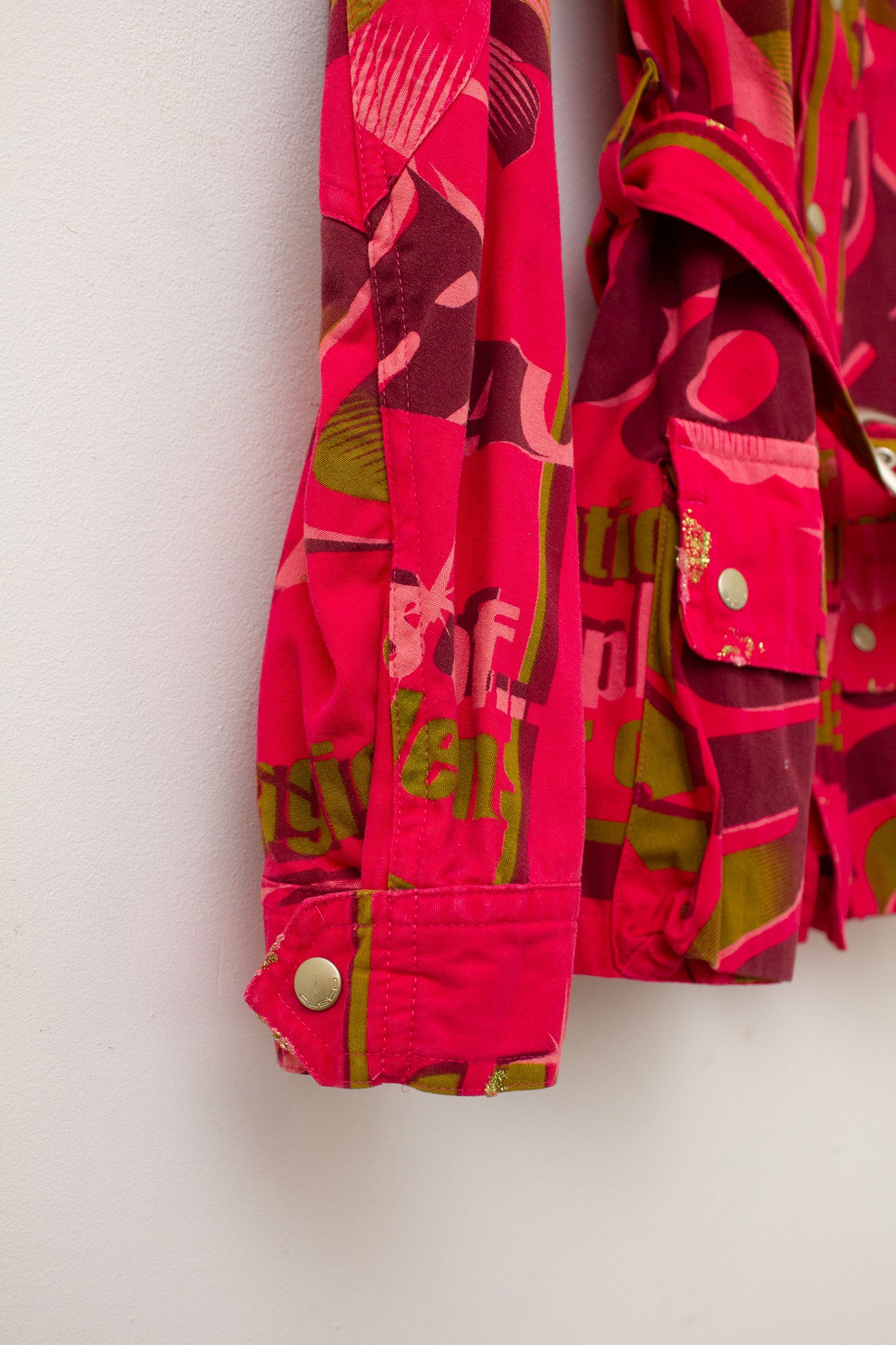 Fuchsia print Custo Barcelona jasje met ceintuur