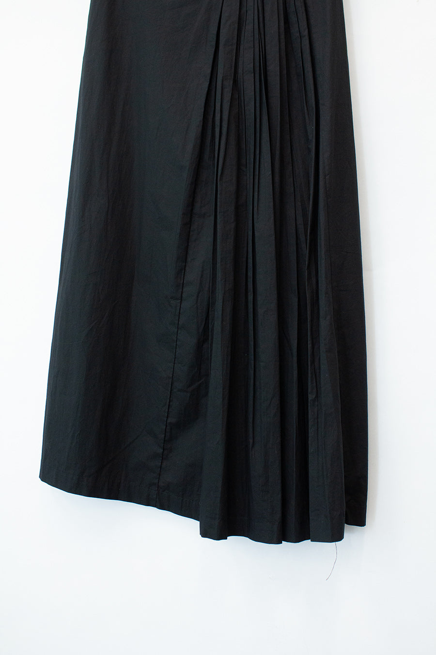 Zwarte katoenen Dries van Noten maxi rok met handgestikte plooidetails