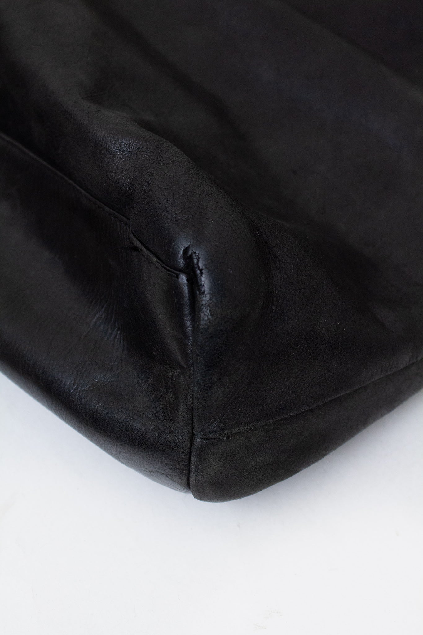 Oversized leren Dries van Noten tas met kroko detail