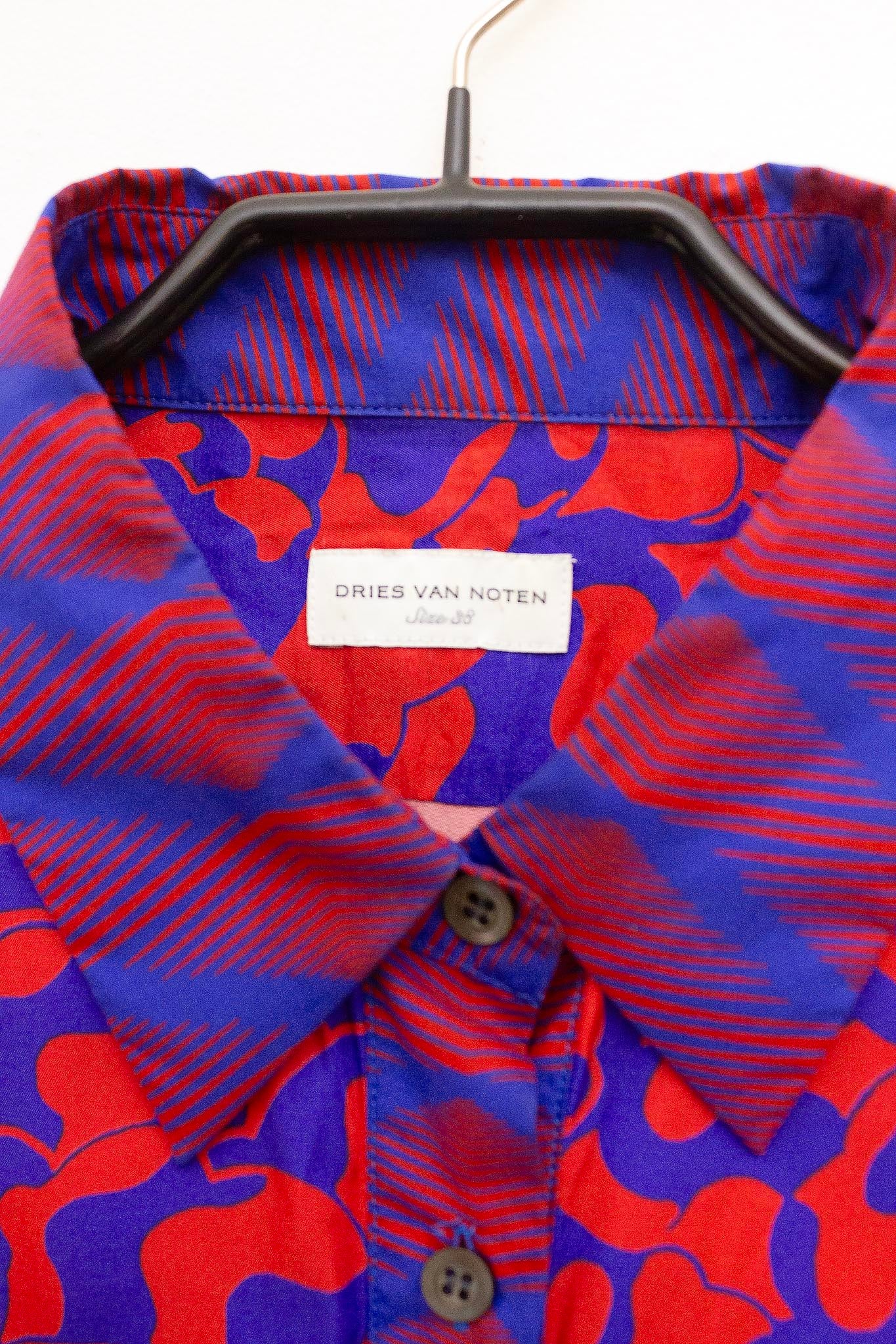 Dries van Noten rood met blauwe patronen blouse