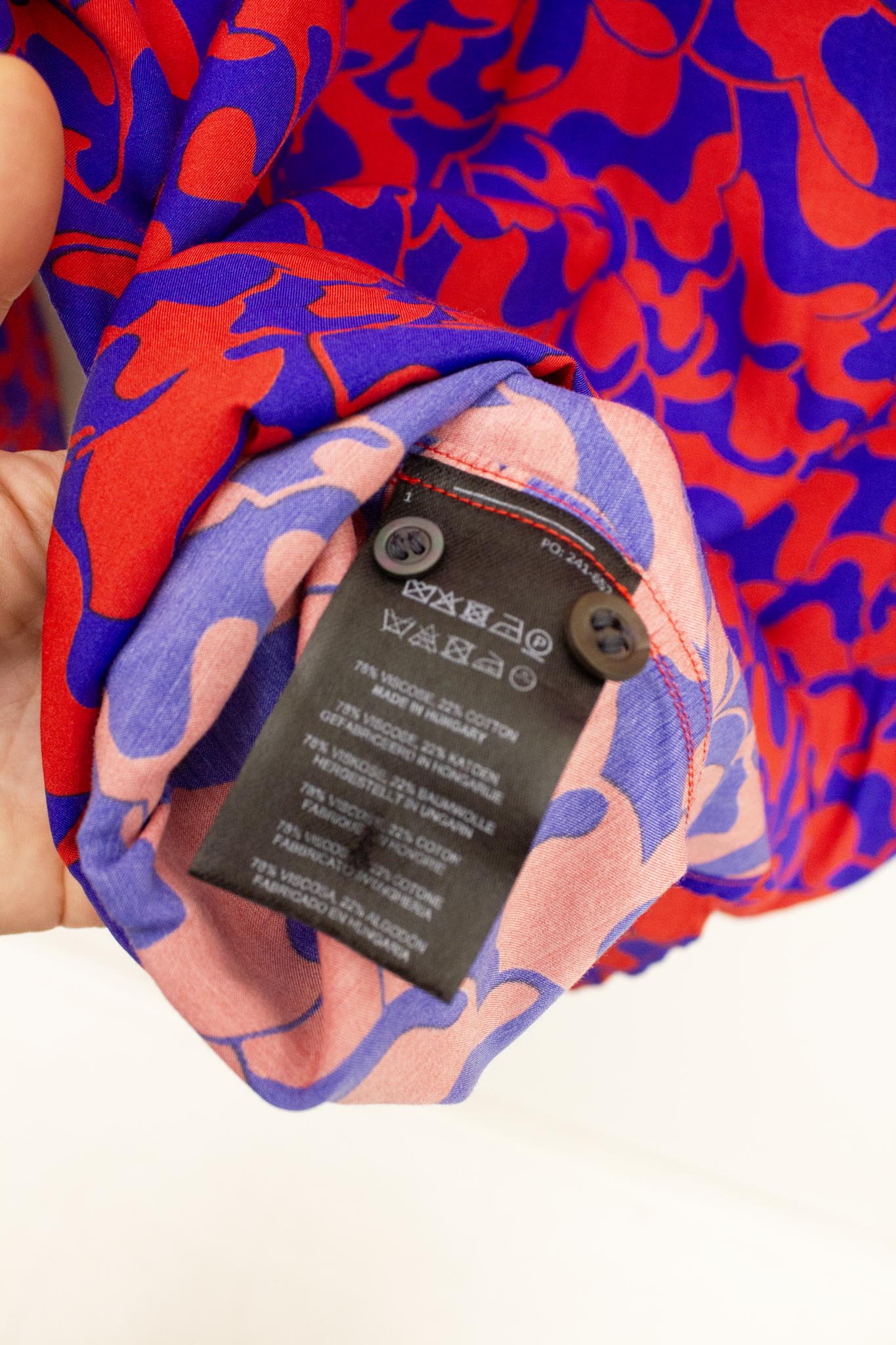Dries van Noten rood met blauwe patronen blouse