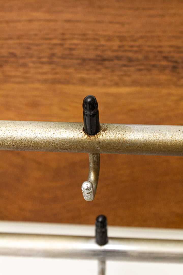 Dubbele wandkapstok jaren 60 teak-fineer met hoedenplank